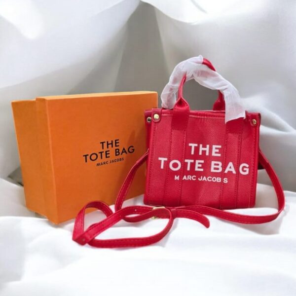 Marc Jacobs - The TOTE bag - Red