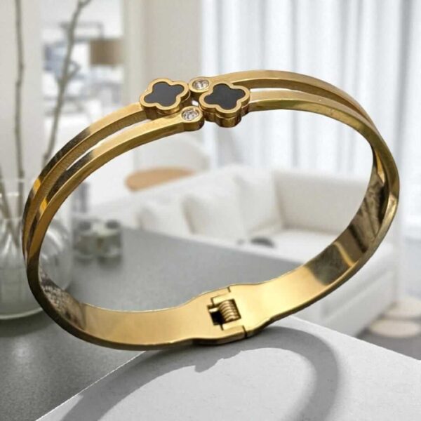 Tory Burch Dual Dot Pearl